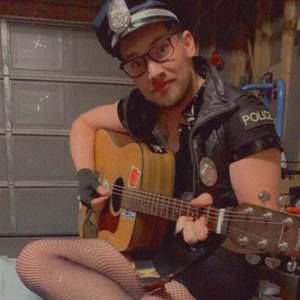 Meet your Posher, Evan